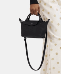 La poes&iacute;a de un accesorio: descubriendo los bolsos Longchamp Uruguay