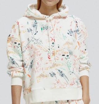 El lenguaje oculto de los patrones en una sudadera scotch and soda